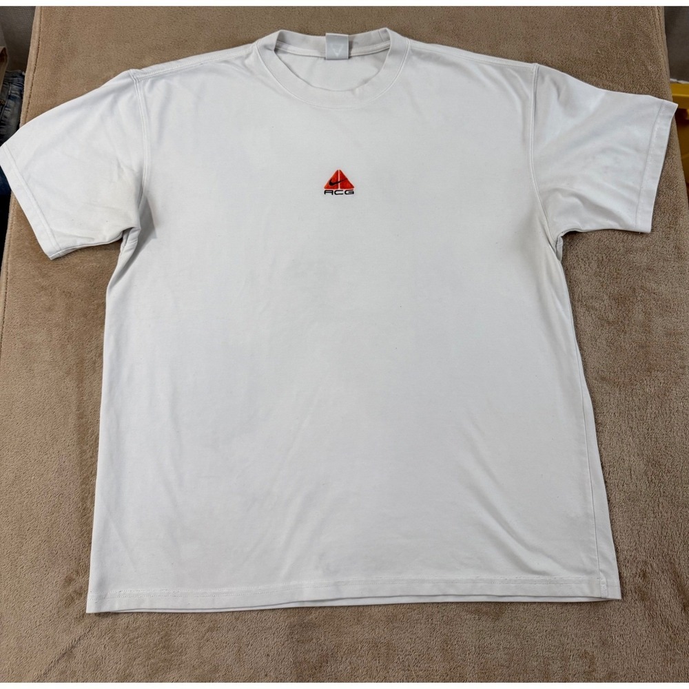 Nike ACG T-Shirt Mens Size Large Off White Embroidered Logo SS Casual Light DM
